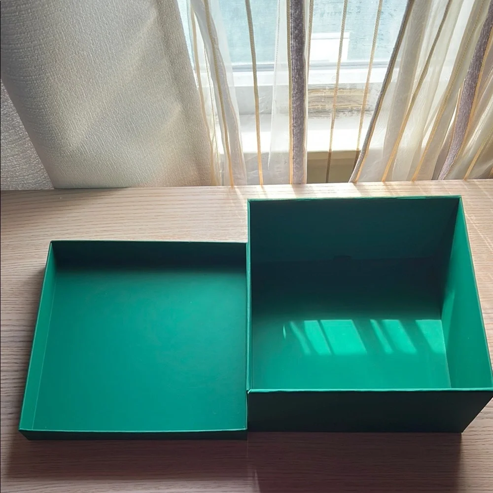La Mer Empty Box/Gift Box - Picture 5 of 10